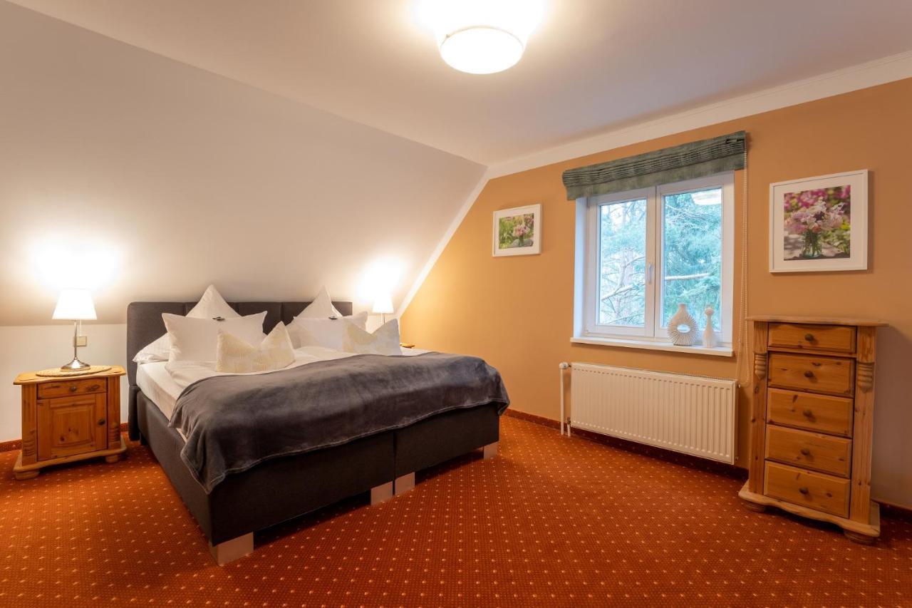 Seehotel Lindenhof Lychen Exterior foto
