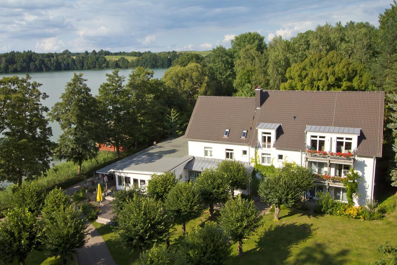 Seehotel Lindenhof Lychen Exterior foto
